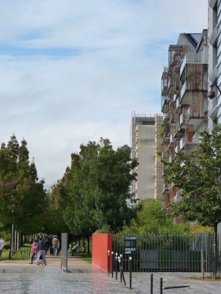 L'entrée du Parc Martin-Luther King avec vue sur Parc 17