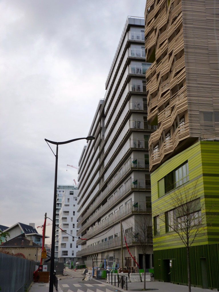 Parc 17 depuis la rue Bernard Buffet