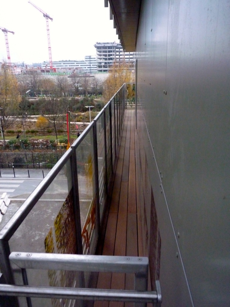 Balcon, façade Est, bâtiment C